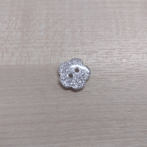 Buttons Plastic Glitter Flowers 18mm (1.8cm) Silver