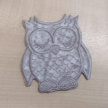 Motif Patch 2 Tone Plush Velvet Owl