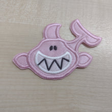 Motif Patch Cute Smilling Cartoon Shark