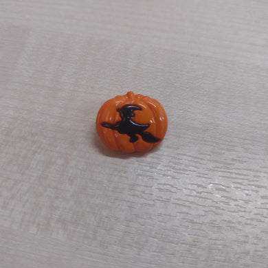 Buttons Shank Novelty Halloween Pumpkin Flying Witch