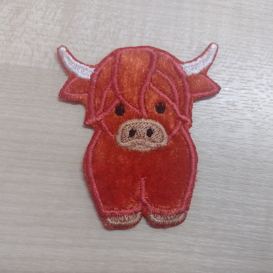 Motif Patch Plush Velvet Baby Scottish Highland Cow