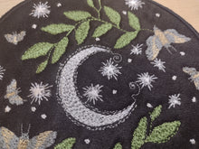 Motif Patch Moonlight Stars Moth Leaves