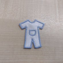 Motif Patch Baby Baby Grow