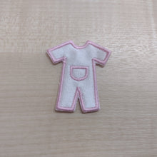 Motif Patch Baby Baby Grow