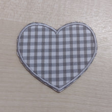 Motif Patch Baby Gingham Hearts