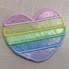 Motif Patch Striped Rainbow Heart
