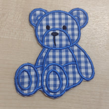 1 x Motif Patch Sitting Teddy Bear Gingham