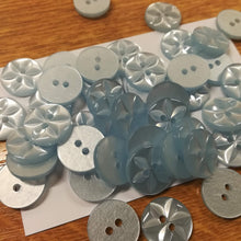 Buttons Plastic Round Star 14mm (1.4cm)