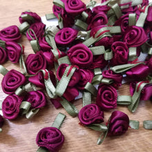 Trimmings Ribbon Satin Small Rosebuds