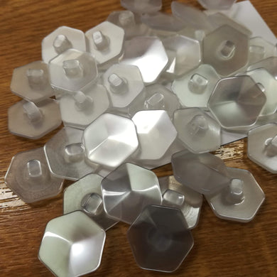 Buttons Plastic Hexagon Shank 3D Cube 18mm (1.8cm) White
