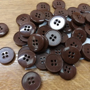 Buttons Plastic Round 4 hole 15mm (1.5cm) Fake wood