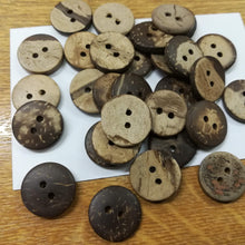 Buttons Wood Round 4 hole 14mm (1.4cm) Coconut shell