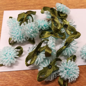 Trimmings Ribbon 2.5cm Loopy Flowers