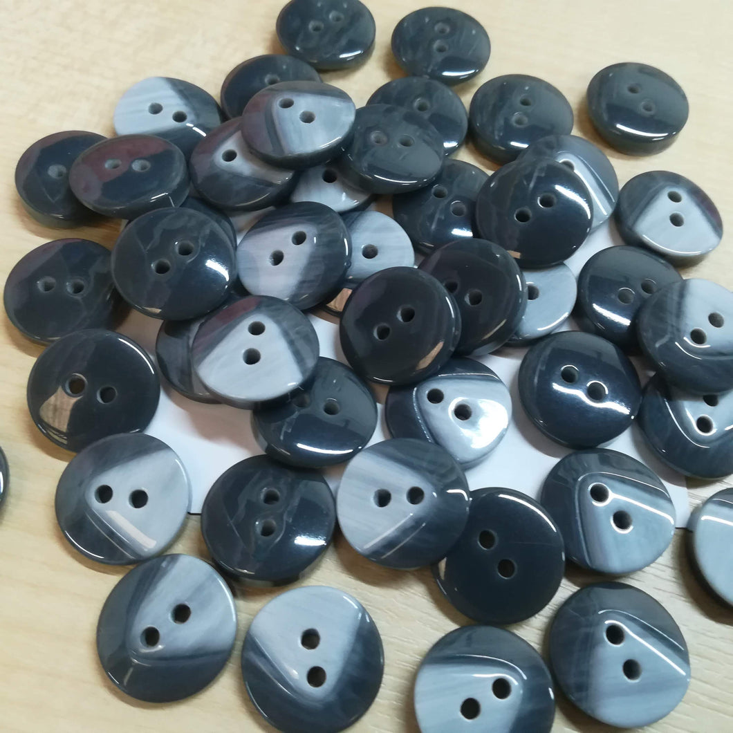 Buttons Plastic Round  2 tone V's 17mm (1.7cm)