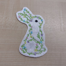 Motif Patch Multicolour Spring Flower Border Style Bunny