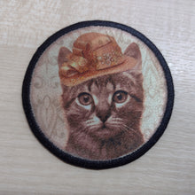 Motif Patch Cats with Hats