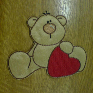 Motif Patch HB05 Cute Love Heart Bear