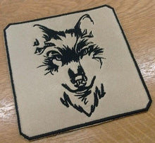 Motif Patch Wolf Face Sketch Tile